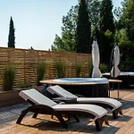& Preelook Vendégház 4*