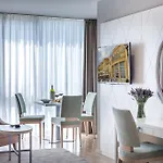 & Preelook Guest house